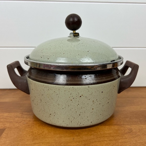 Vintage ASTA ceramic pot with lid - Picture 5 of 6